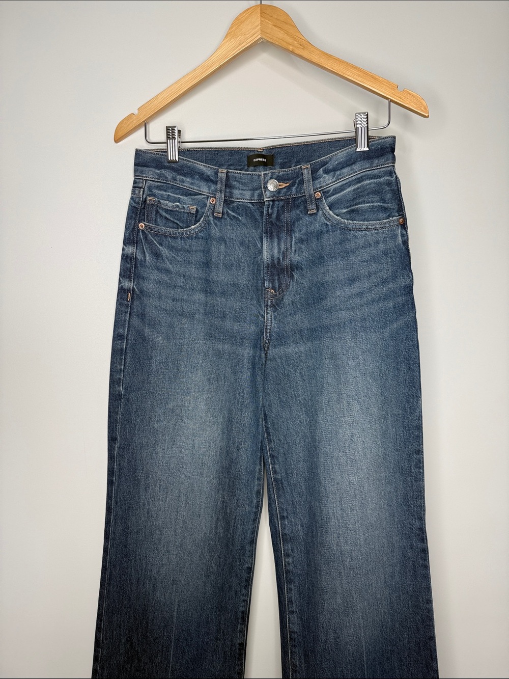 Express Wide Leg High Rise Rigid Jeans 2L - Picture 6 of 11